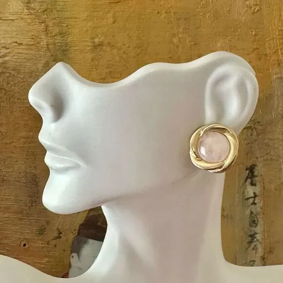 Rose quartz gold tone post earrings - Picture 4 of 6